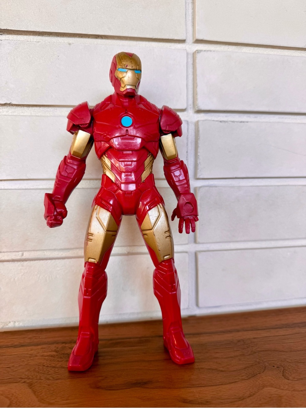 Iron Man Action Figure * Hasbro Marvel * 11 Inches * 2019